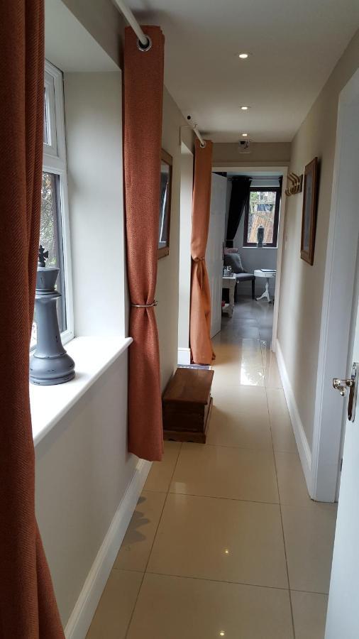 The White Dove Bed And Breakfast With Glamping Newark Showground Екстер'єр фото