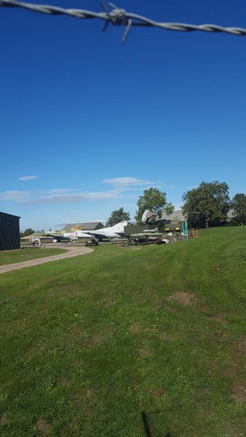 The White Dove Bed And Breakfast With Glamping Newark Showground Екстер'єр фото