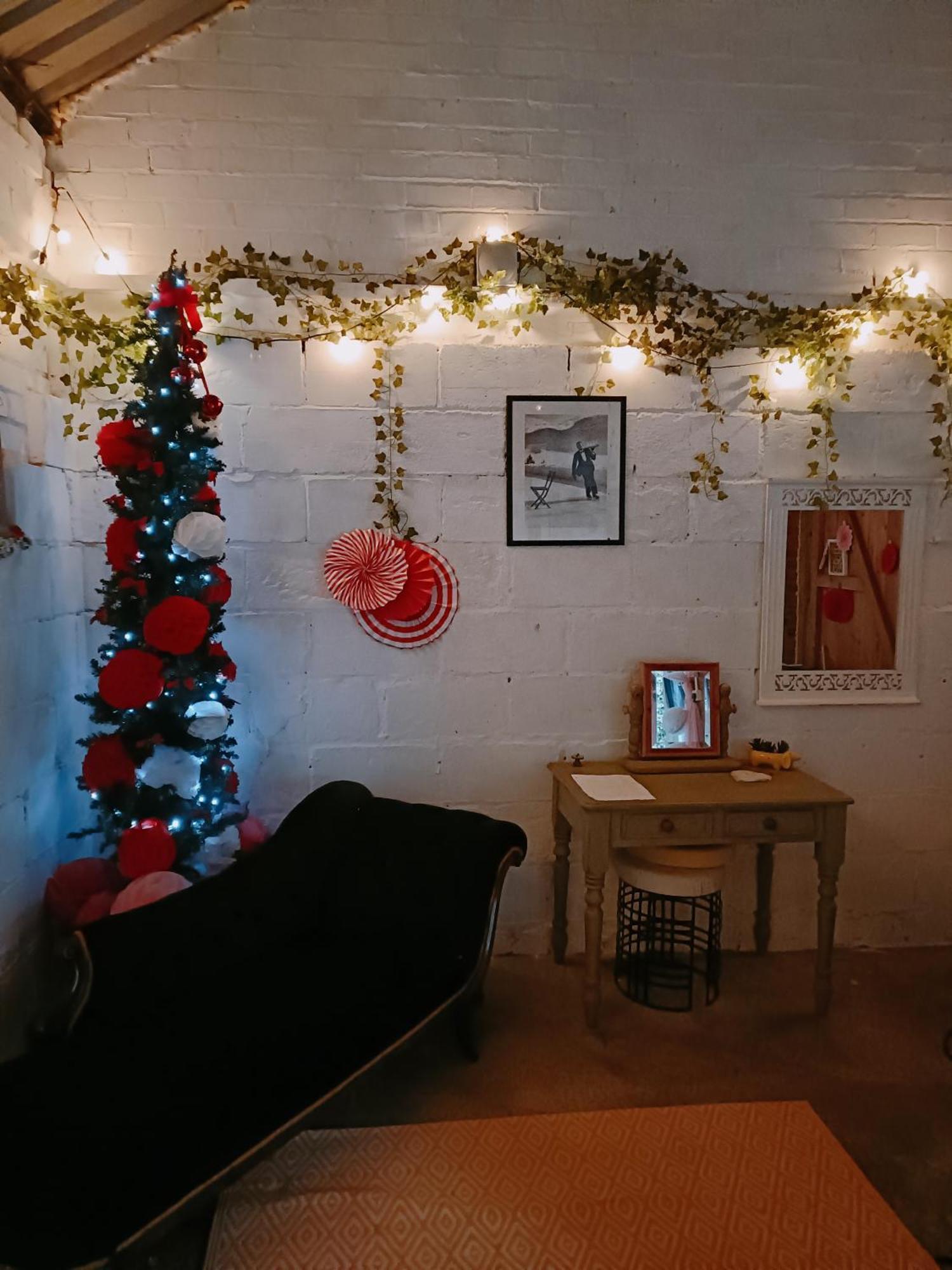 The White Dove Bed And Breakfast With Glamping Newark Showground Екстер'єр фото